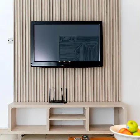Seafront 1 Bedroom Flat リマソール