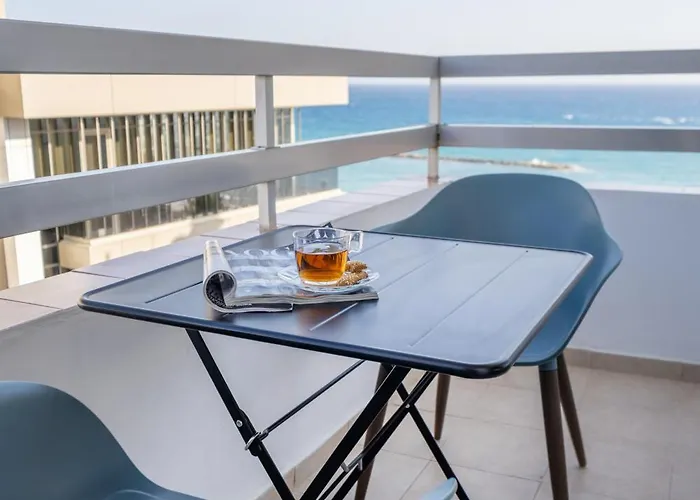 Διαμέρισμα Seafront 1 Bedroom Flat *