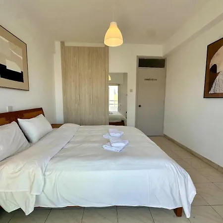 Seafront 1 Bedroom Flat Διαμέρισμα *
