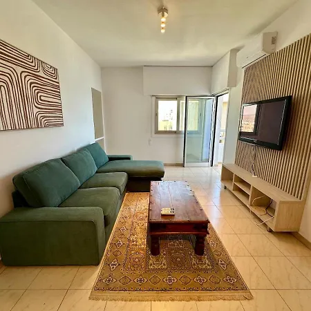Seafront 1 Bedroom Flat Apartment Limassol